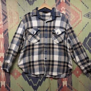 Vintage Wrangler 70s Flannel Plaid Button Down Shirt Size Medium  grunge